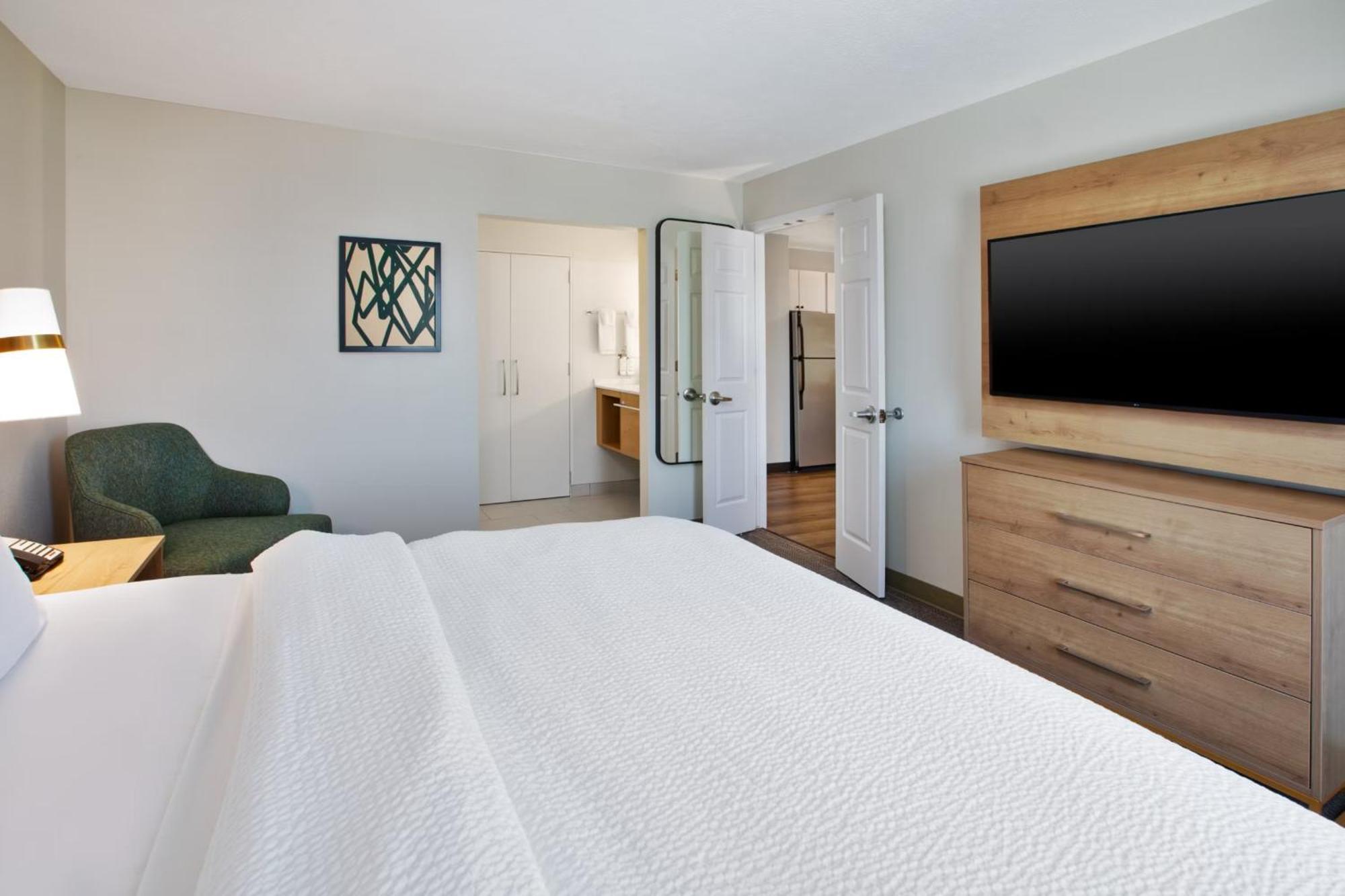 Staybridge Suites Omaha 80Th And Dodge By Ihg Eksteriør bilde