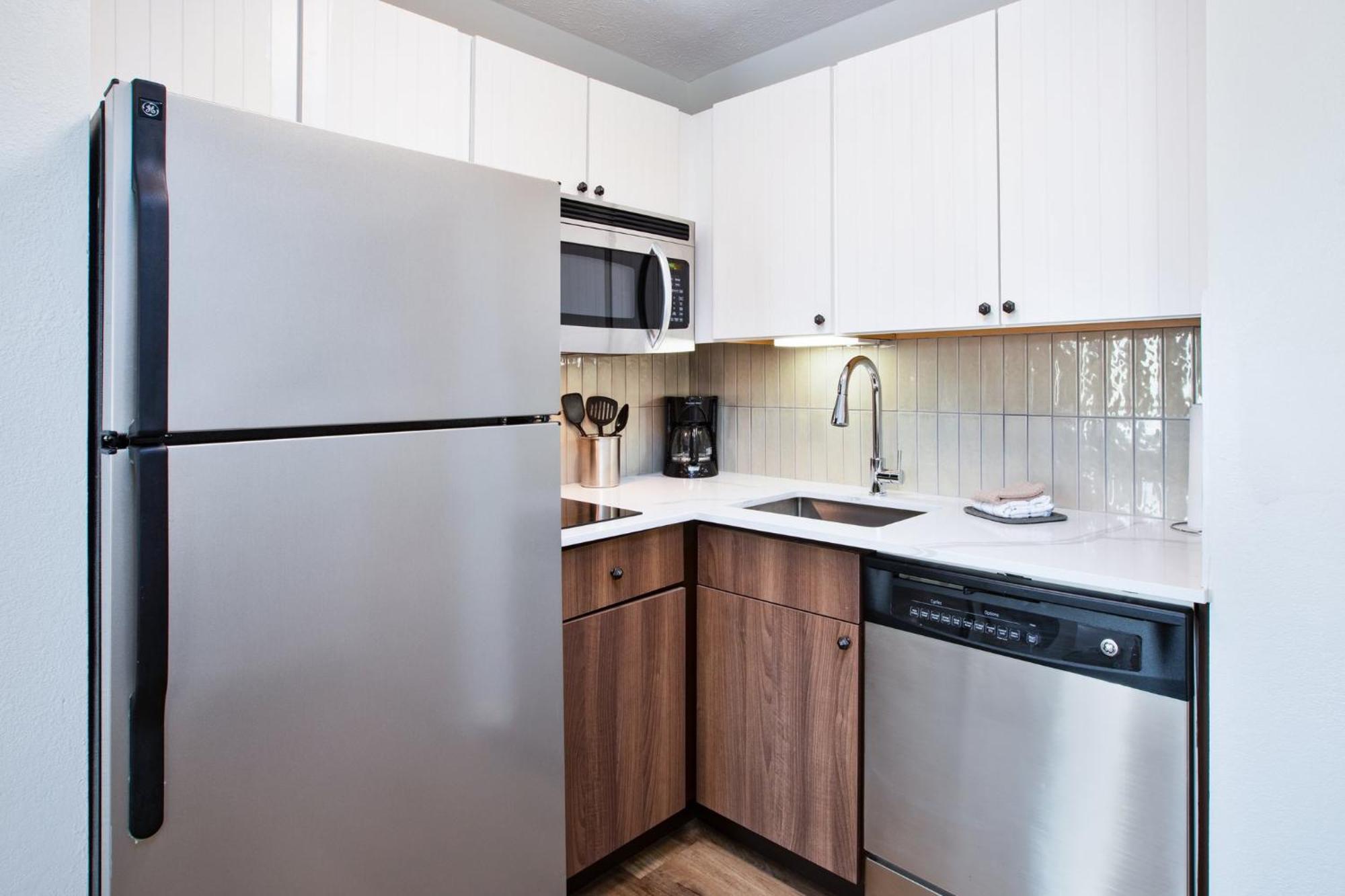 Staybridge Suites Omaha 80Th And Dodge By Ihg Eksteriør bilde